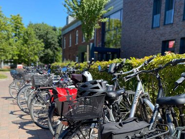 Fahrräder vor dem Hotel am Wasserturm 