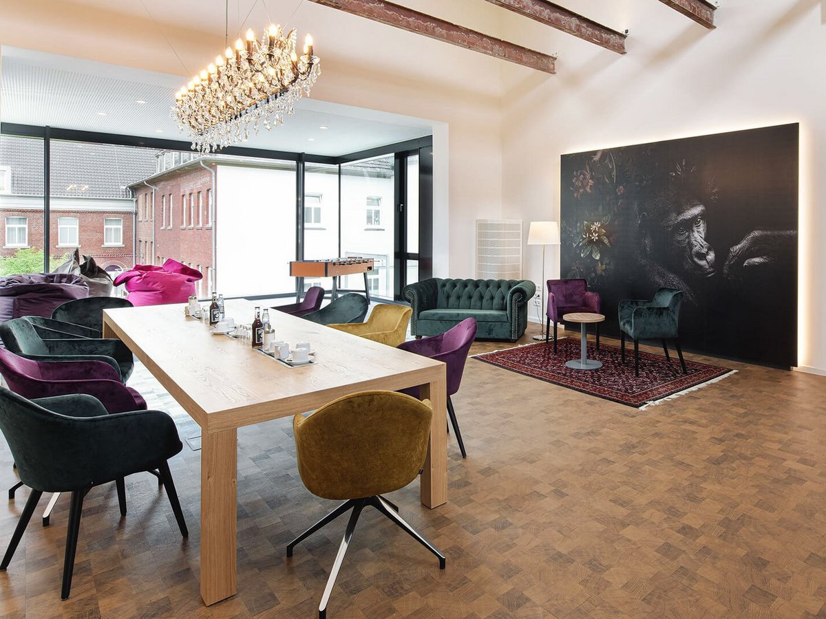 Kreativraum Kubus mit Block 